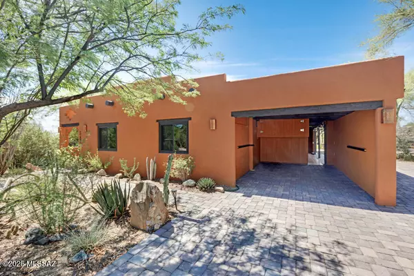 2360 S Lazy A Place, Tucson, AZ 85713