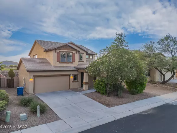 Tucson, AZ 85743,8423 N Douglas Fir Drive