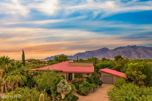 4368 N Camino Colibri, Tucson, AZ 85718