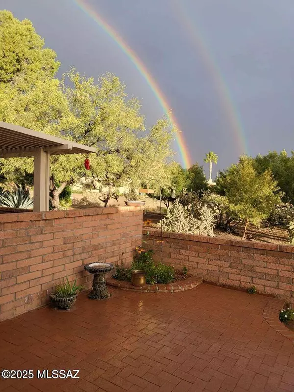 Green Valley, AZ 85614,732 W Calle De Emilia