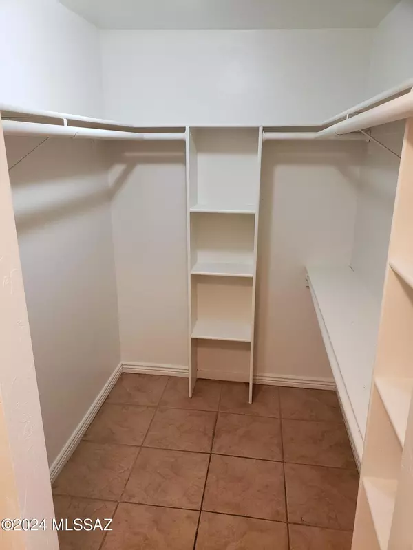 Tucson, AZ 85712,3973 E JUSTIN Lane