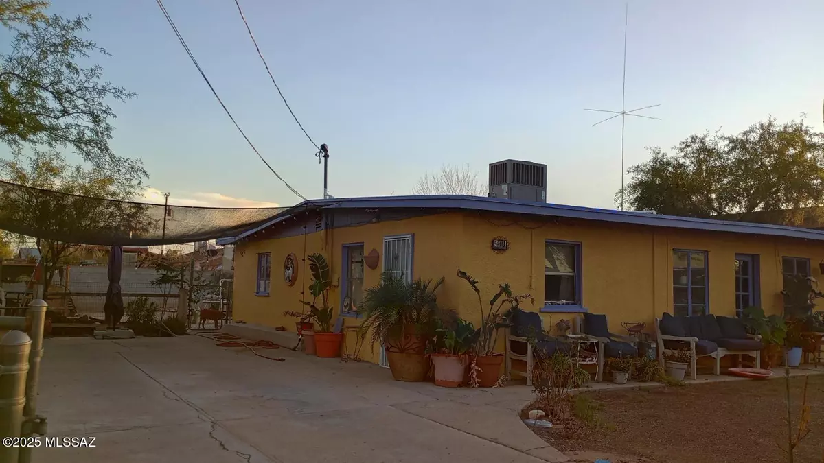 Tucson, AZ 85705,541 W Pelaar Drive