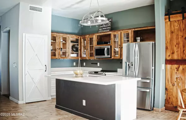 13841 N Bushwacker Place, Oro Valley, AZ 85755