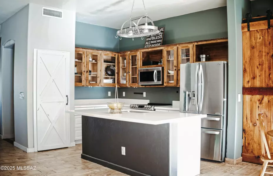 13841 N Bushwacker Place, Oro Valley, AZ 85755