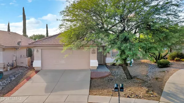 Oro Valley, AZ 85755,13281 N Hammerstone Lane