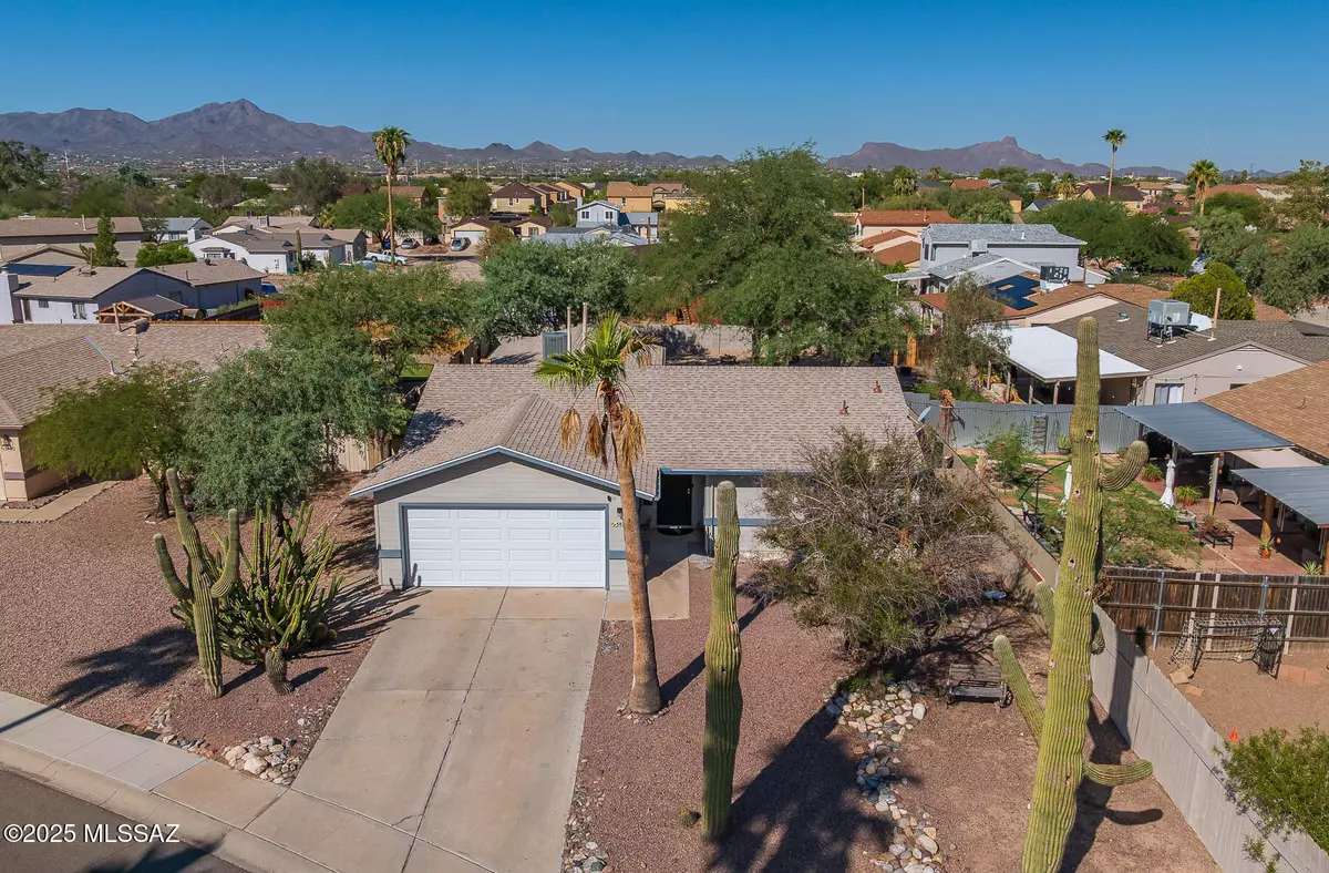 Tucson, AZ 85741,5871 N Edenbrook Lane