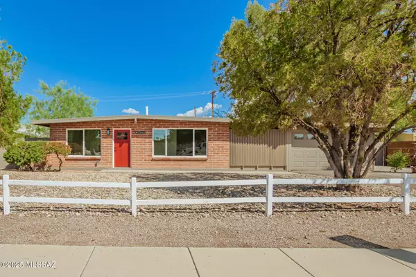 Tucson, AZ 85710,7081 E Calle Betelgeux