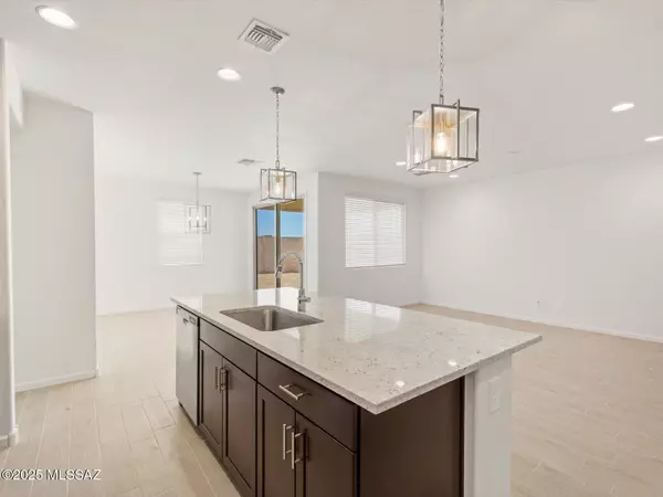 Tucson, AZ 85747,8263 S Clara Roberts Way