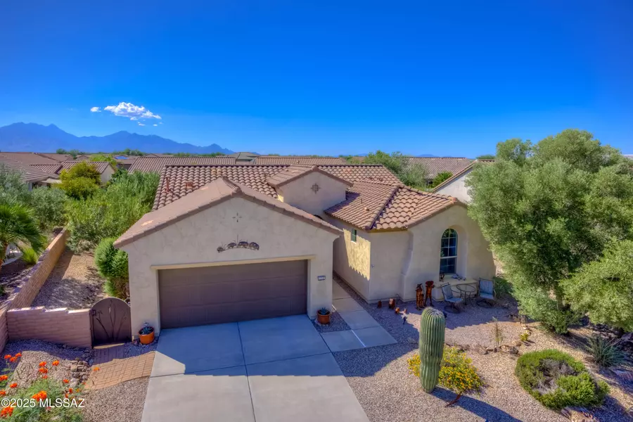 2210 E Eager Drive, Green Valley, AZ 85614