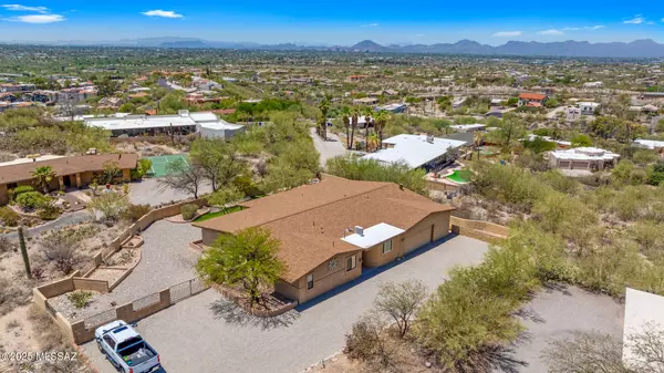 Tucson, AZ 85750,5799 E Calle Del Ciervo