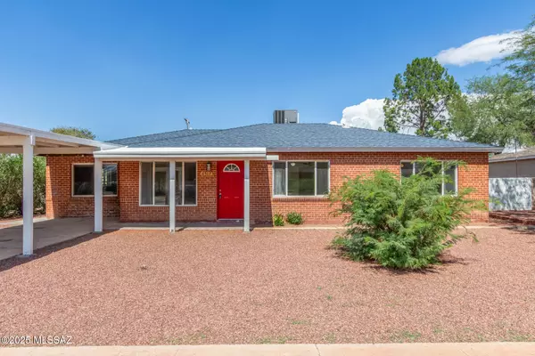6517 E Cooper Street, Tucson, AZ 85710