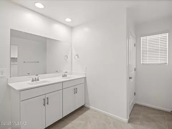 Tucson, AZ 85757,6914 W Indian Clover Way