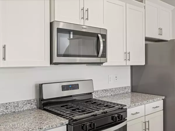 6914 W Indian Clover Way, Tucson, AZ 85757