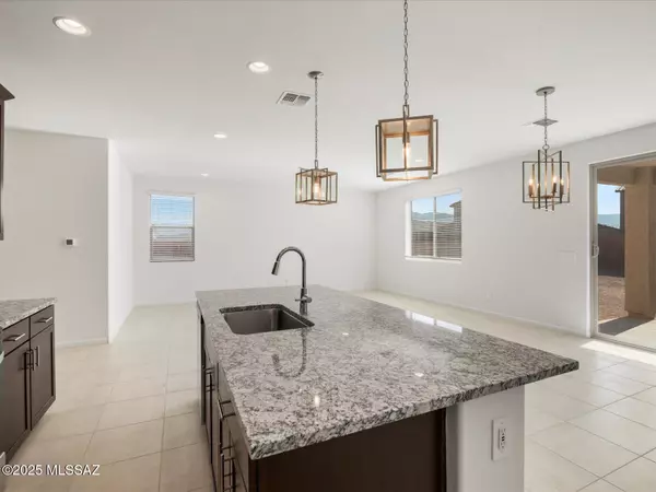 Marana, AZ 85658,9763 W Larson Street