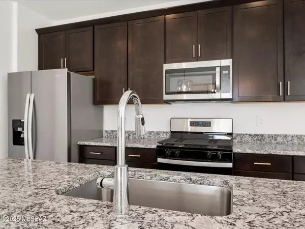 Marana, AZ 85658,9763 W Larson Street