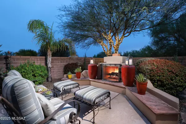 Tucson, AZ 85718,5807 N Paloma Ridge Lane