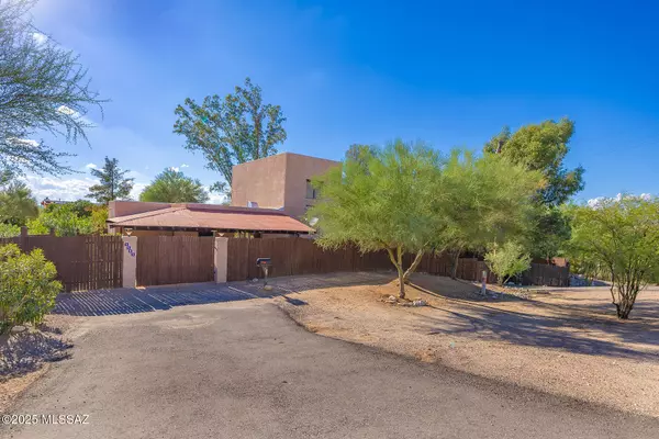 Tucson, AZ 85704,6945 N Oracle Road