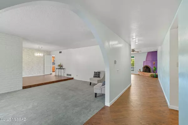 Tucson, AZ 85710,6730 E Rosewood Circle