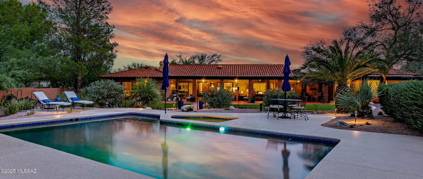 2051 N Powder Horn Drive, Tucson, AZ 85749