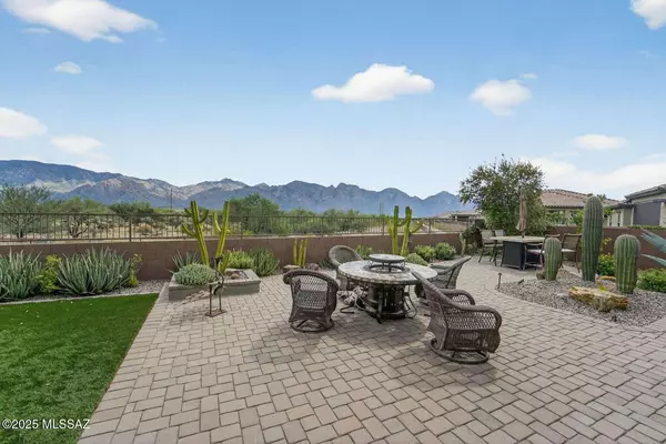 Oro Valley, AZ 85755,13370 N Cape Marigold Drive