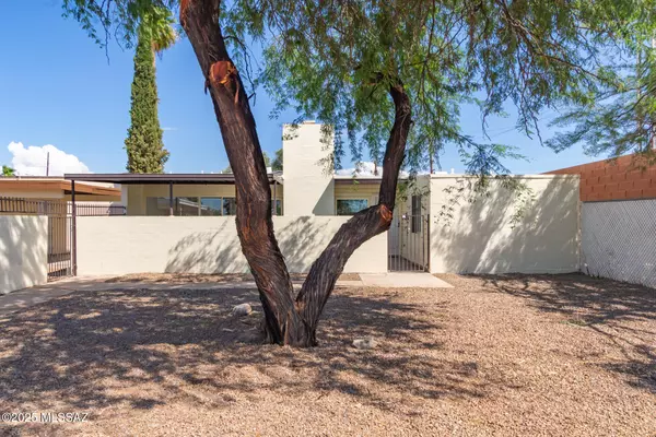 2768 S Kolb Road, Tucson, AZ 85730