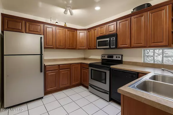 Tucson, AZ 85710,2515 S Pantano Parkway