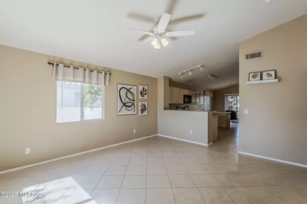 Tucson, AZ 85737,2072 W Double Eagle Drive