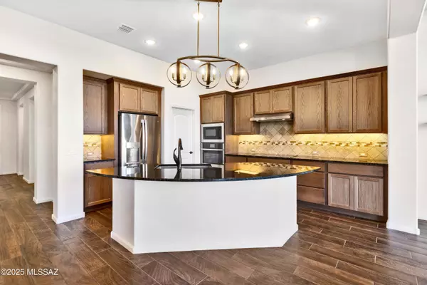 Oracle, AZ 85623,61670 E Marble Drive