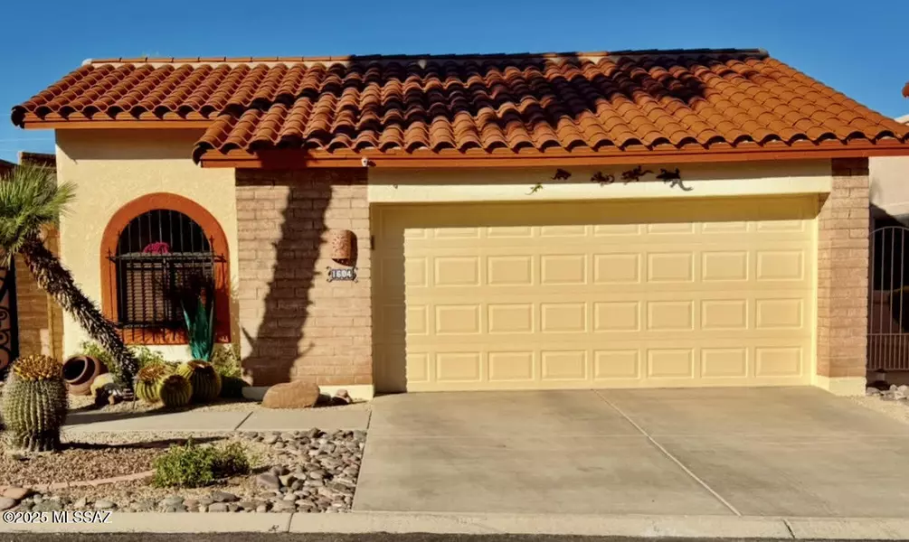 1604 W Vuelta Salvatierra, Green Valley, AZ 85622