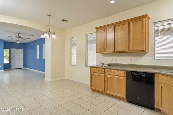 Tucson, AZ 85747,10393 Yew Place