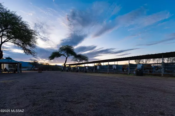 Tucson, AZ 85730,9525 E Graf Lane