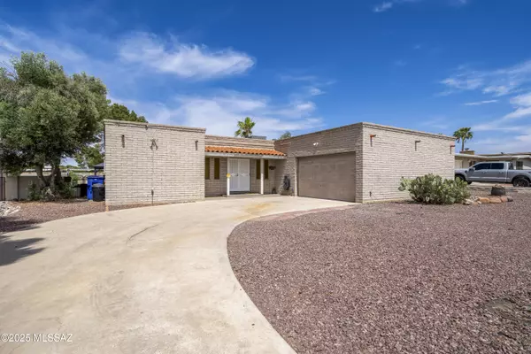 Tucson, AZ 85710,8537 E Pine Valley Drive