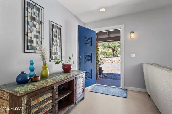 Tucson, AZ 85718,3720 E Esperero Canyon Place