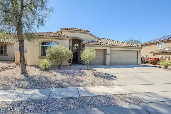 7584 S Evening Wind Drive, Tucson, AZ 85757