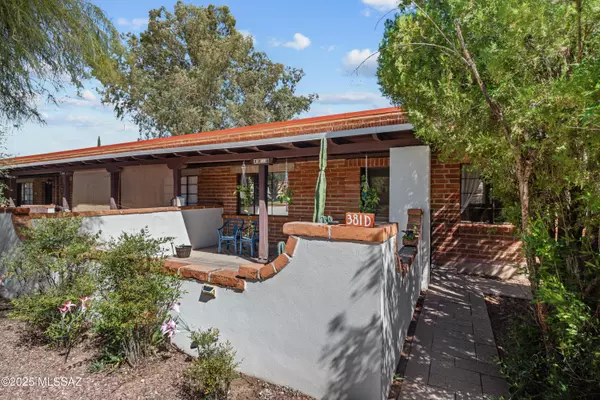 381 S Paseo Lobo  #D, Green Valley, AZ 85614