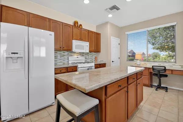 Vail, AZ 85641,10126 S Azure Surrey Drive