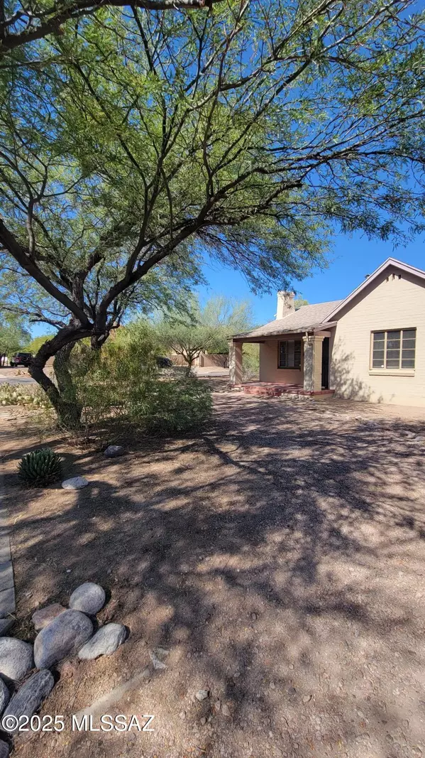 Tucson, AZ 85719,1407 E Edison Street