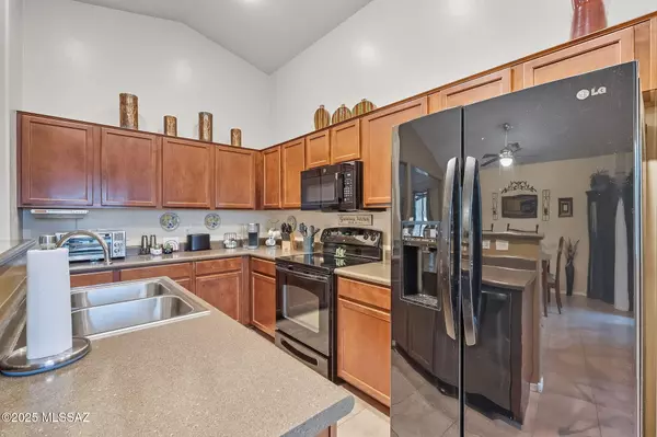 Tucson, AZ 85741,7987 N Jewelflower Drive