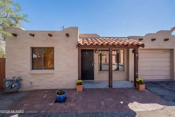 Tucson, AZ 85719,933 E Mesquite Drive