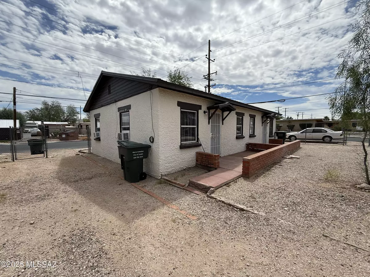 Tucson, AZ 85705,208 W Kelso Street