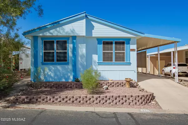 6284 S Waterton Drive, Tucson, AZ 85746