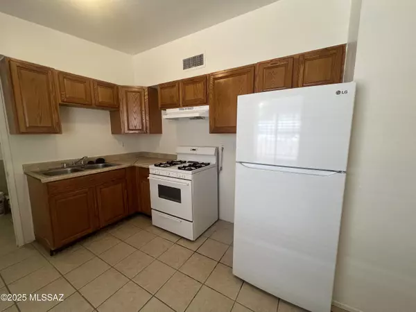 Tucson, AZ 85745,40 N Westmoreland Avenue
