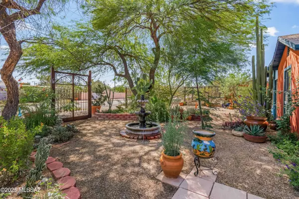 Tucson, AZ 85711,4865 E 3rd Street