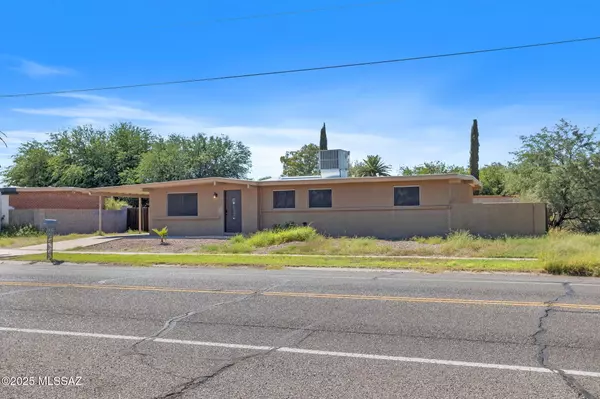 Sahuarita, AZ 85629,17710 S Camino De Las Quintas