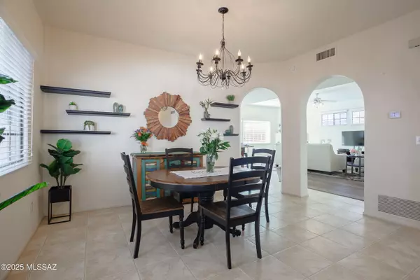 Tucson, AZ 85737,722 W Annandale Way