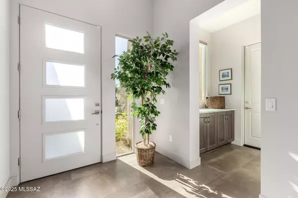 Oro Valley, AZ 85755,14184 N Hidden Enclave Place