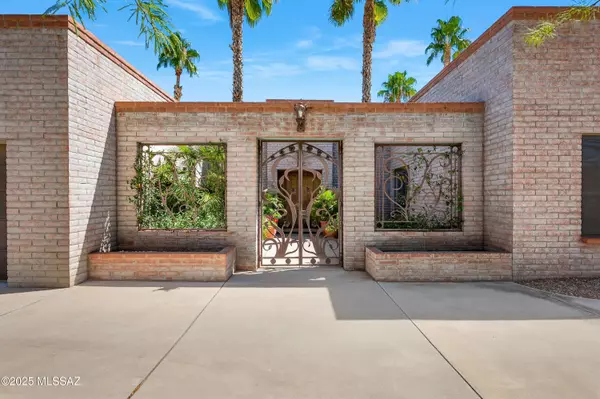 Tucson, AZ 85749,12513 E Jeffers Place