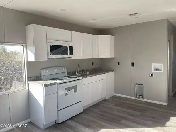 6605 W Janice Drive, Tucson, AZ 85735