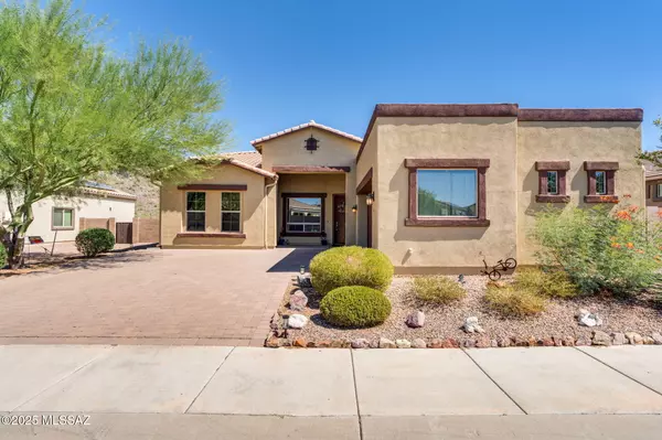 Marana, AZ 85653,9610 N Saguaro Breeze Way