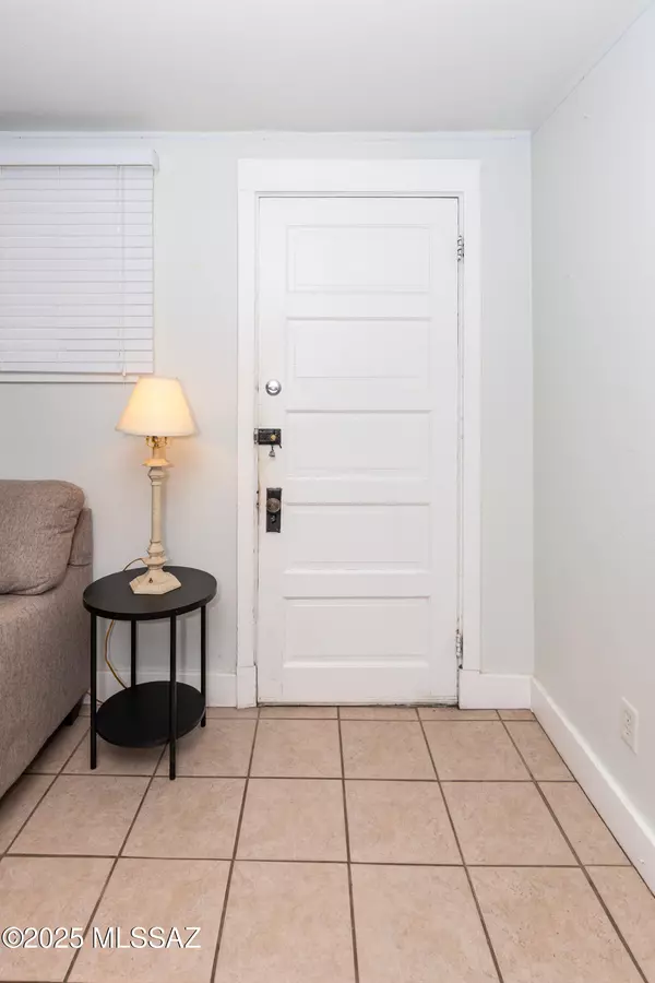 Tucson, AZ 85705,1018 N Jacobus Avenue